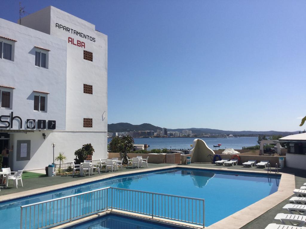 Apartamentos Alba San Antonio  Eksteriør billede